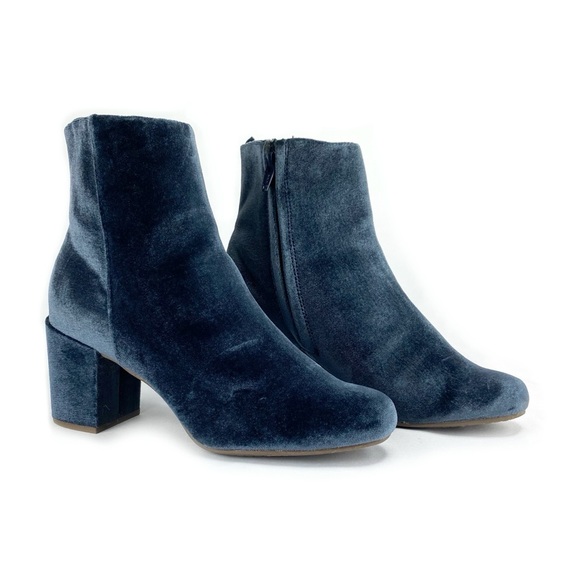 Old Navy Blue Steel Velvet Ankle Boots Size 7 - Picture 6 of 14